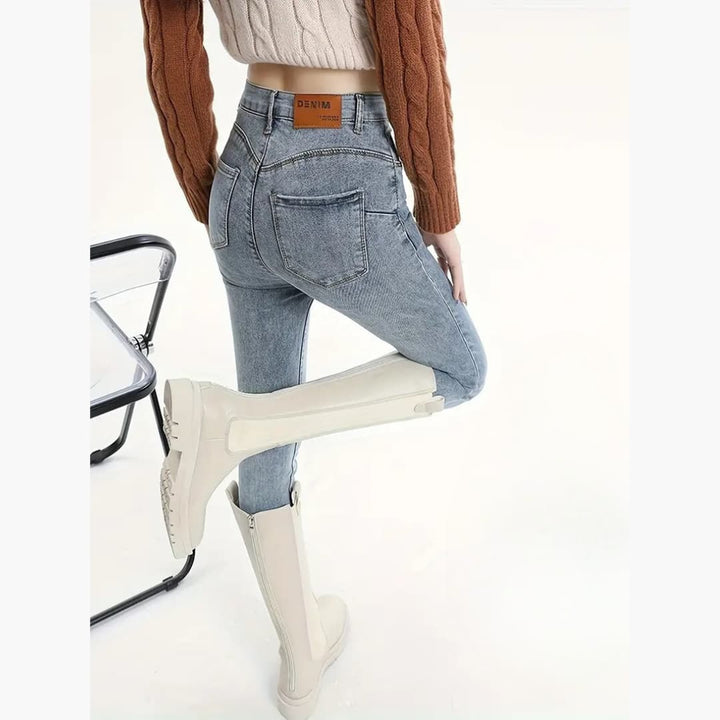 Harriet - Snygga vinterjeans i denim till dam