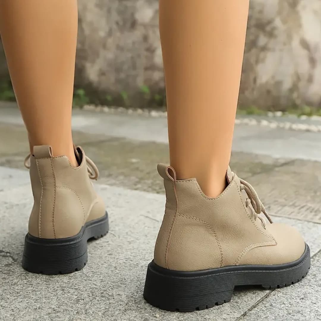 Josephine - All-Season Combat Boots med snöring till dam