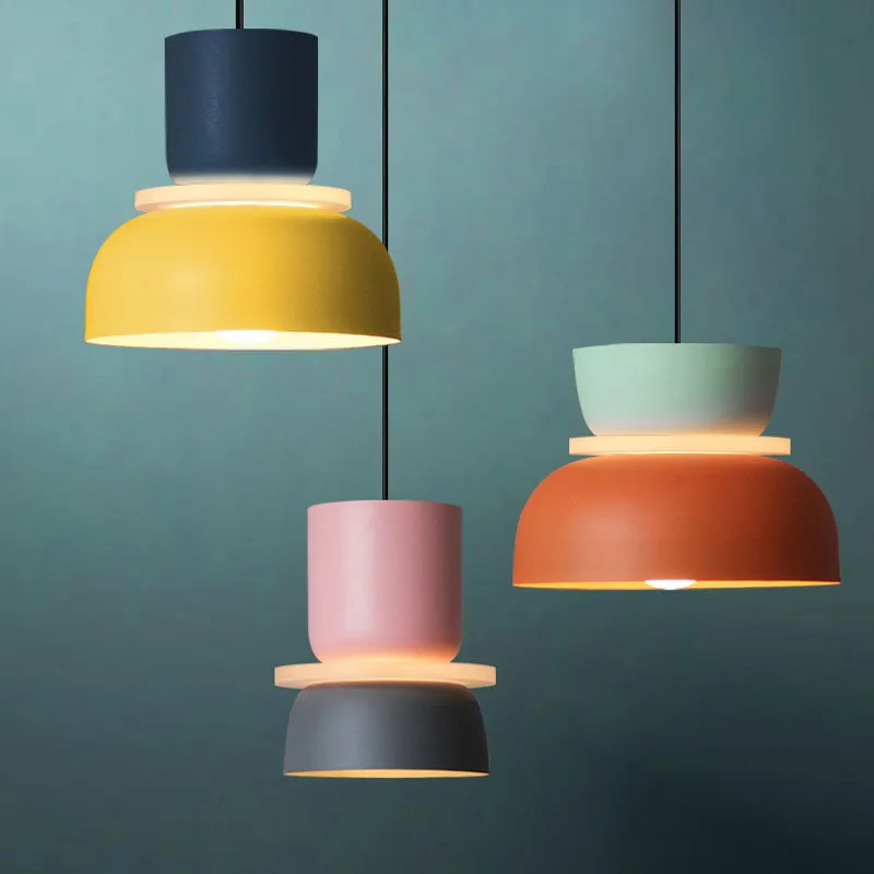 Minimalistisk Pendellampa i Pastell för Modern Interiör