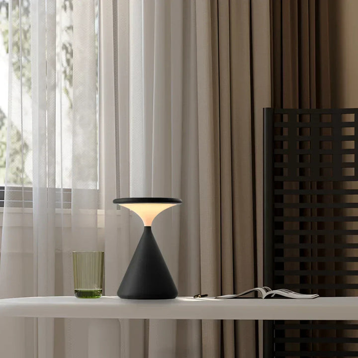 Aeron Hourglass Bordslampa - Batteridrevet | Justerbar LED