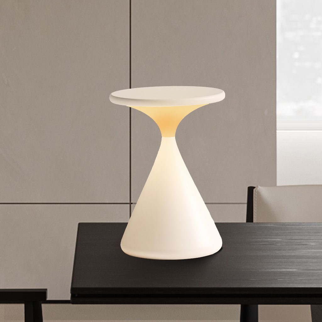 Aeron Hourglass Bordslampa - Batteridrevet | Justerbar LED