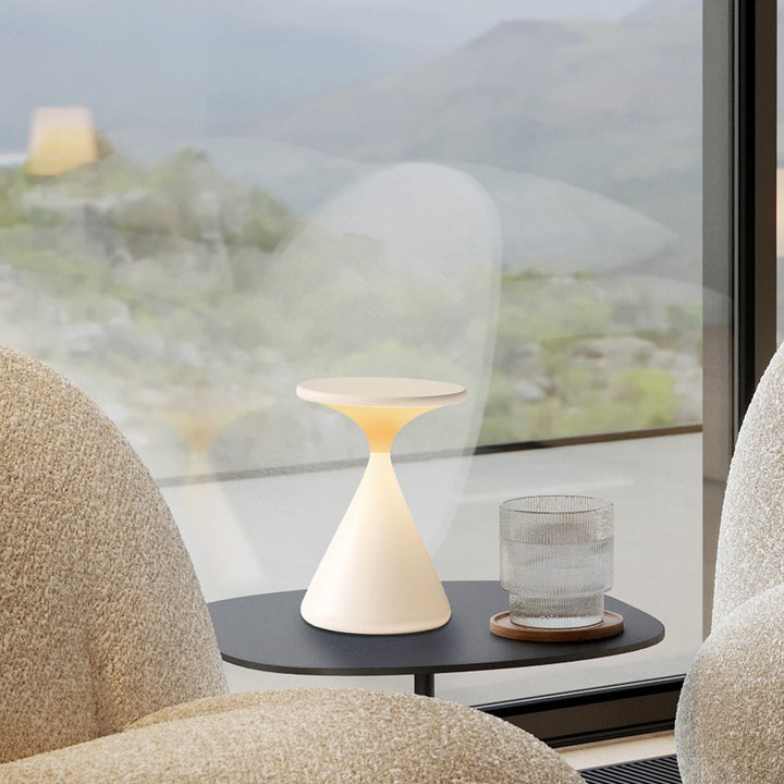Aeron Hourglass Bordslampa - Batteridrevet | Justerbar LED
