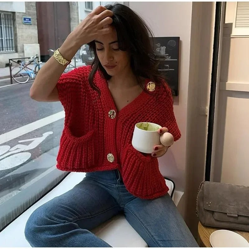 Dam Strikkevest med Metallknapper – Elegant Komfort &amp; Stil