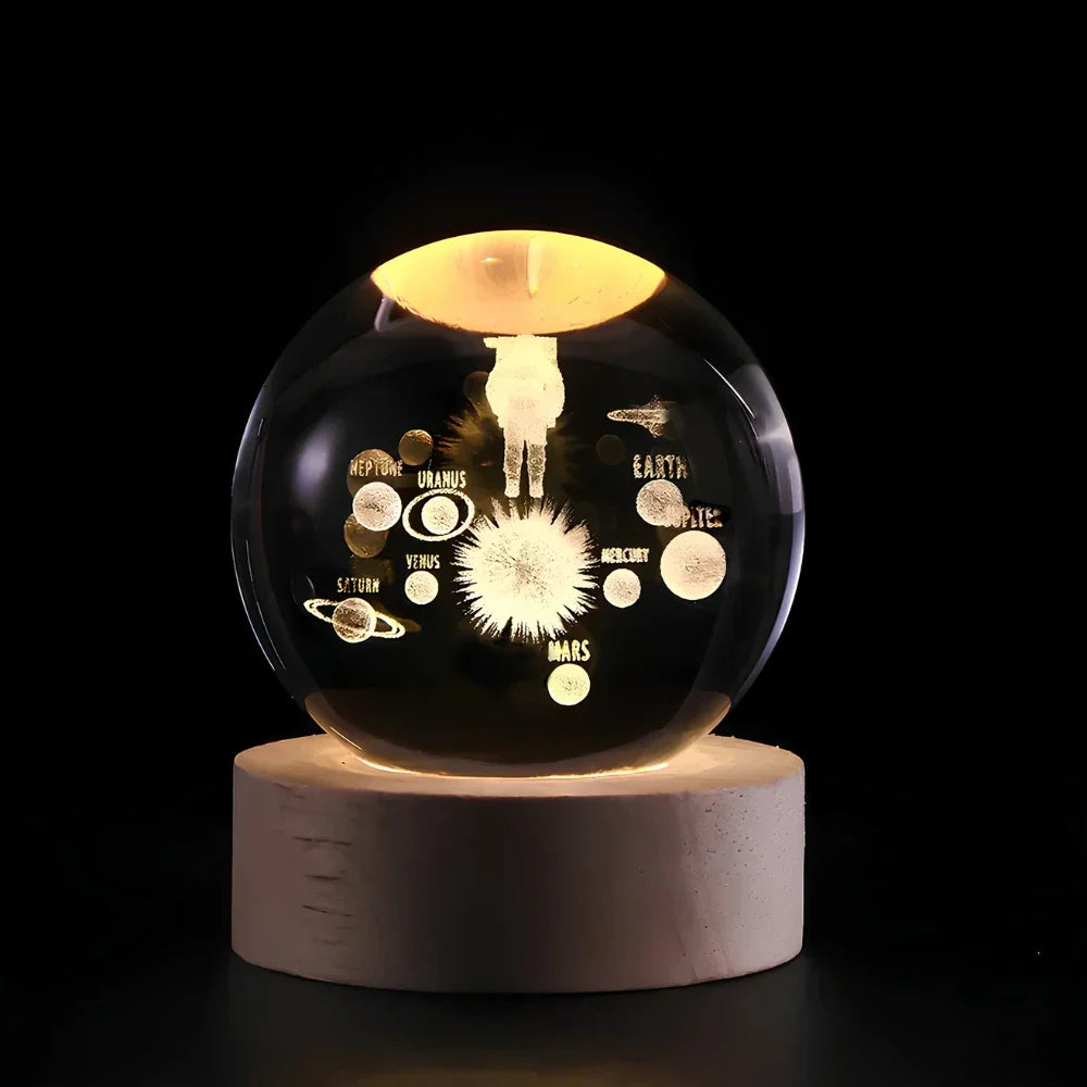 Dekorativ Lampa med 3D-gravert Krystallkule