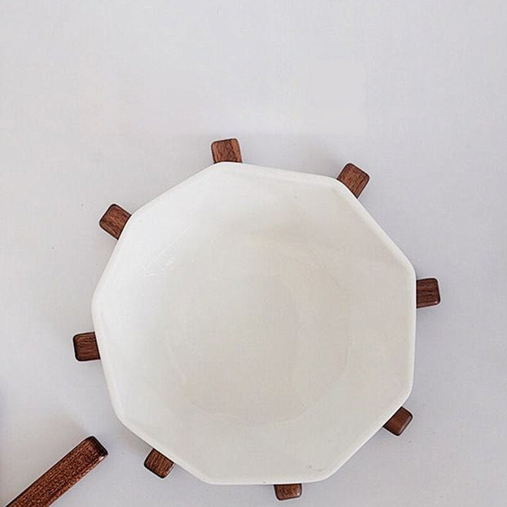 Bordbrikker i Valnötttre, Elegant Design