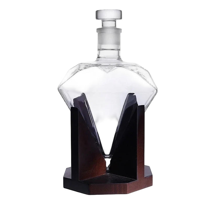 Elegant Diamantformet Whisky Karaffel för Män med Treholder
