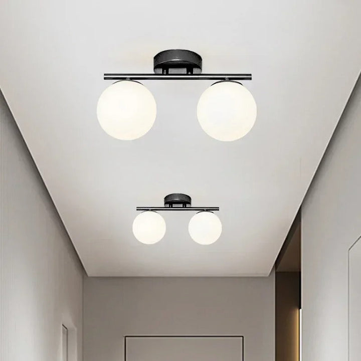 Elegant Glasskule Taklampa – Modern Belysning för Hemmet