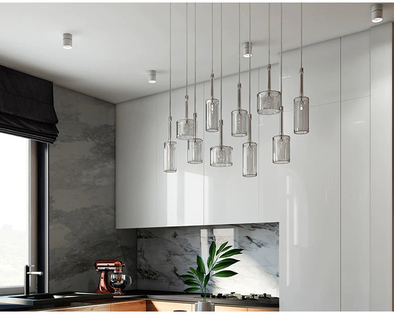 Elegant Glasstaklampe för Spisebord – Skapa Stämning