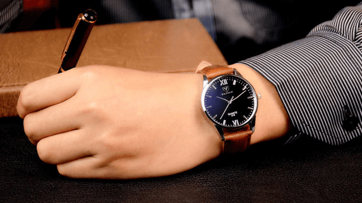 Elegant Kvarts Herreklokke med Rem