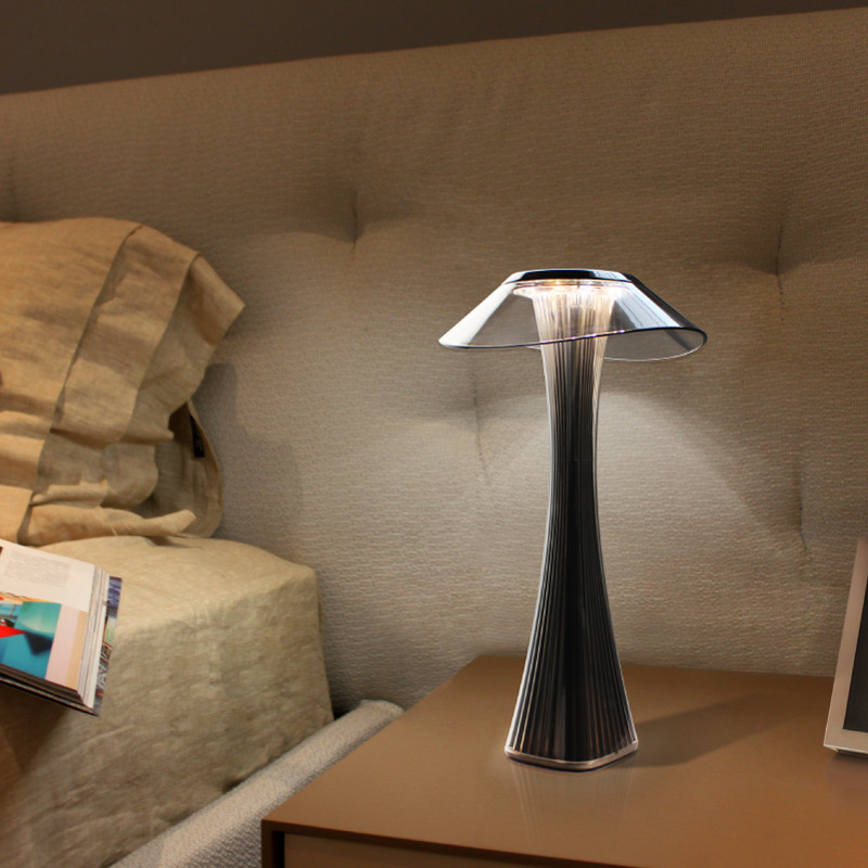 LED-Diamant Bordslampa - Elegans och Funktionalitet