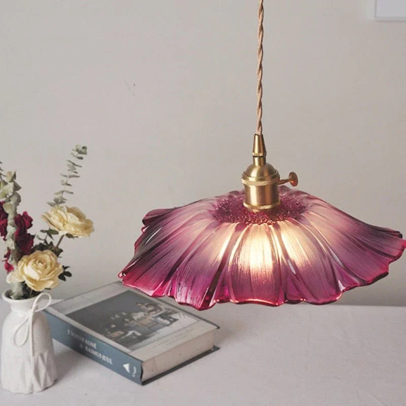 Elegant Lotusglasslampe – Skapa Magisk Atmosfär Hemma