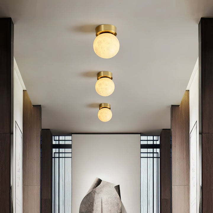 Moon Alabaster Taklampa - Elegant Messing &amp; Alabast Design
