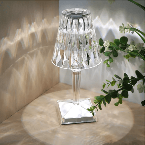 Elegant Nattbordslampe i Krystall med Dimbar Beröringskontroll