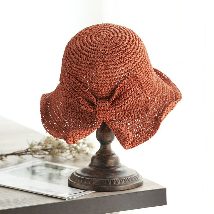 Elegant hatt för kvinnor med bred brem