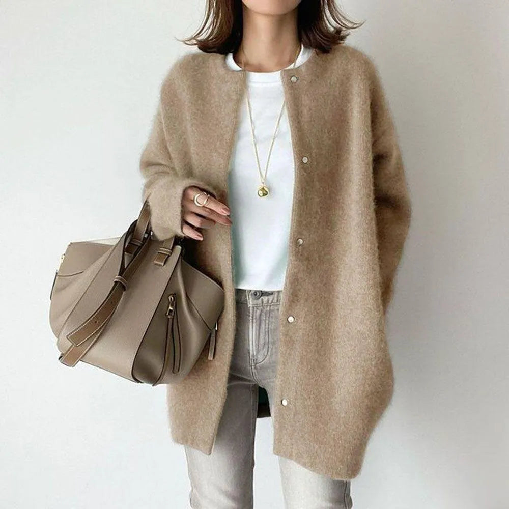 Dam Stickad Cardigan med Knappelukking