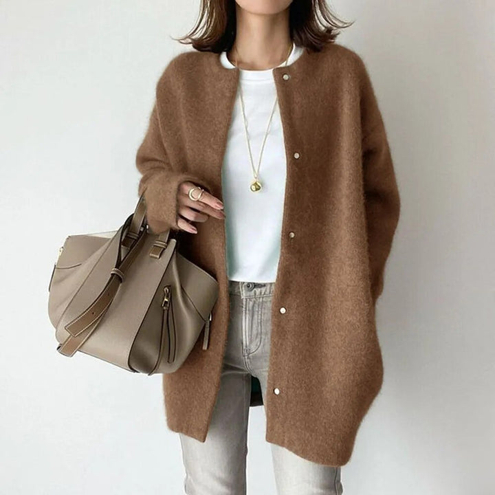 Dam Stickad Cardigan med Knappelukking