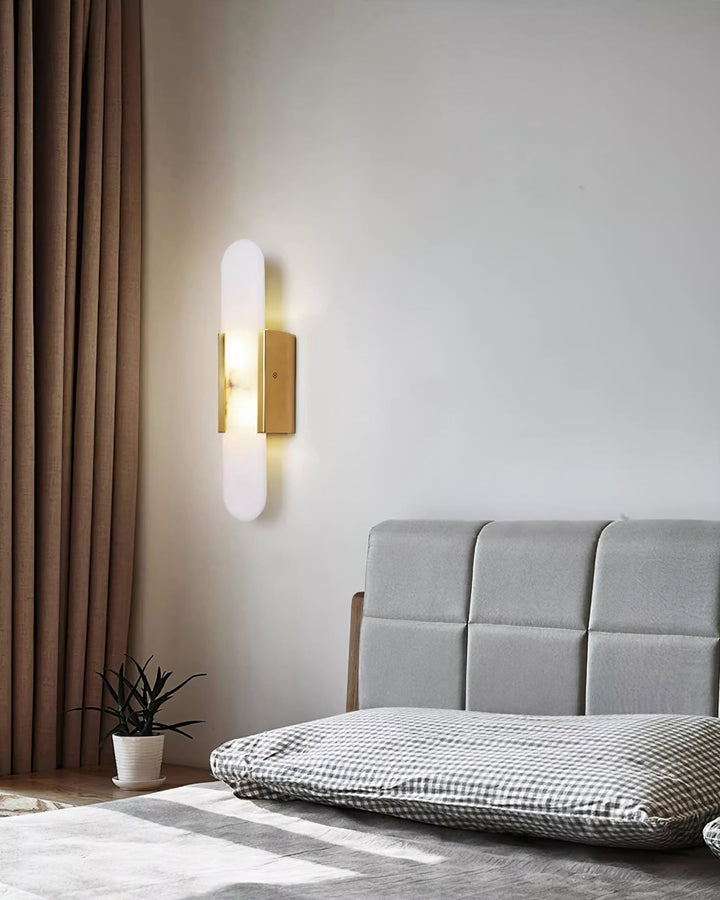 Vägglampa i Alabast | Elegant Design | Tidlös Skönhet