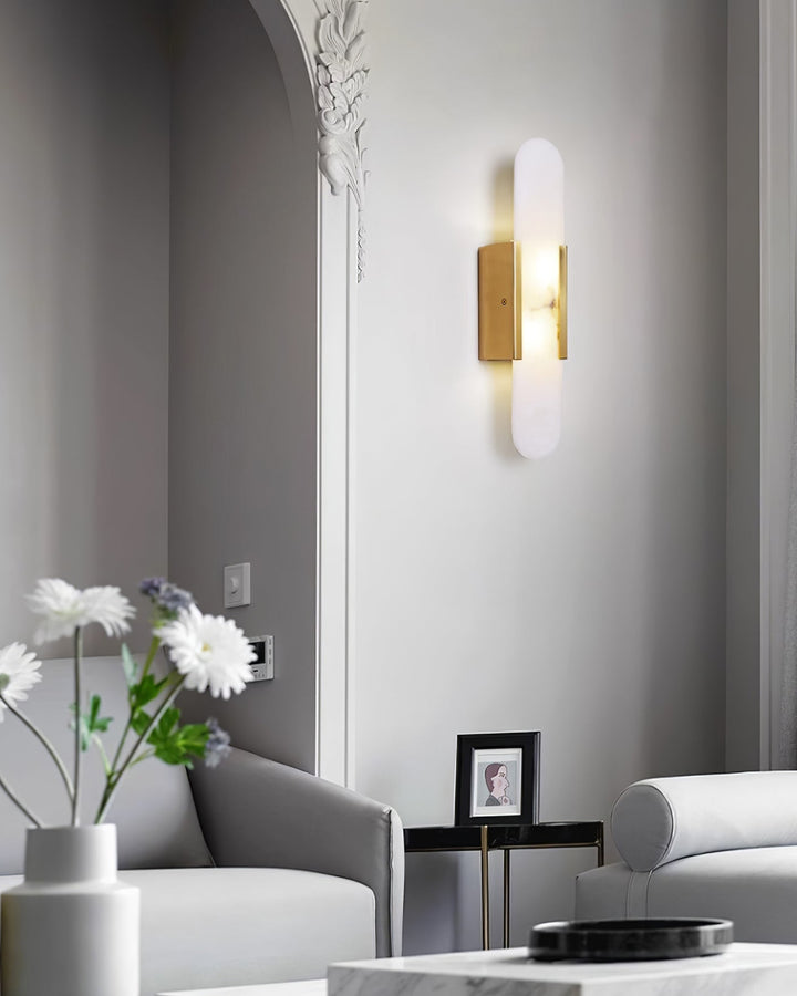 Vägglampa i Alabast | Elegant Design | Tidlös Skönhet