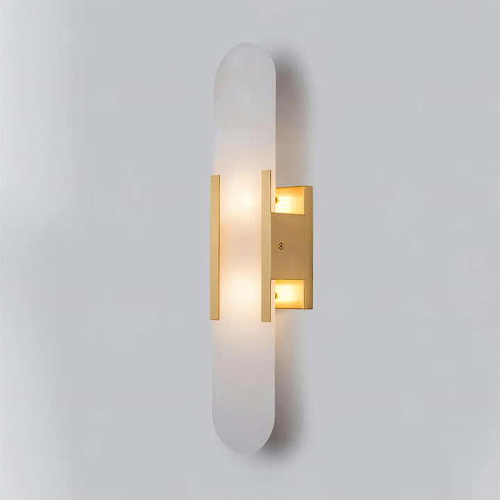 Vägglampa i Alabast | Elegant Design | Tidlös Skönhet