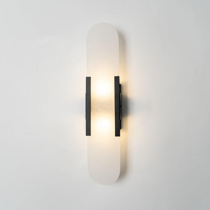 Vägglampa i Alabast | Elegant Design | Tidlös Skönhet