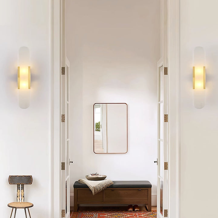 Vägglampa i Alabast | Elegant Design | Tidlös Skönhet