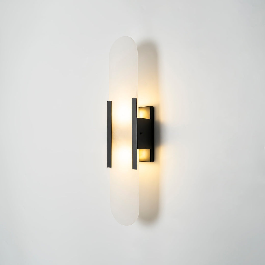 Vägglampa i Alabast | Elegant Design | Tidlös Skönhet