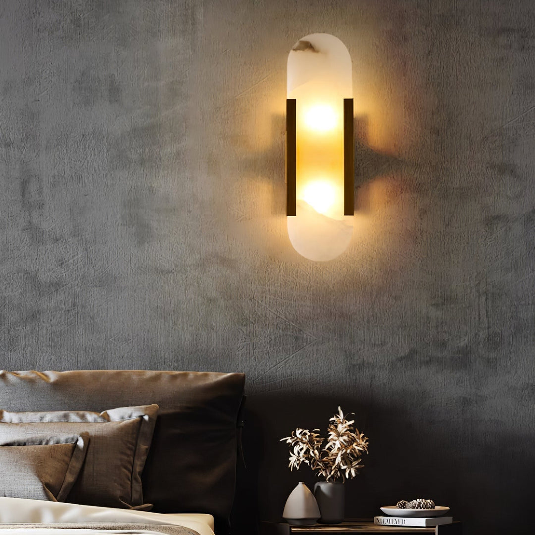Vägglampa i Alabast | Elegant Design | Tidlös Skönhet