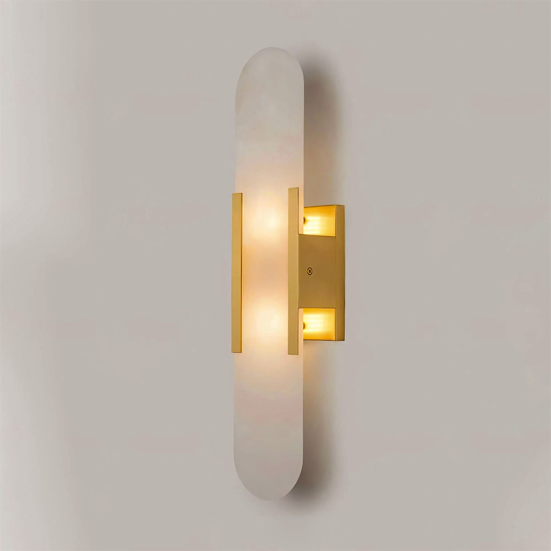 Vägglampa i Alabast | Elegant Design | Tidlös Skönhet