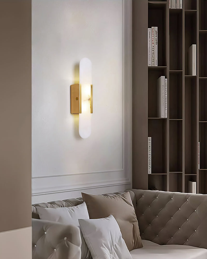 Vägglampa i Alabast | Elegant Design | Tidlös Skönhet