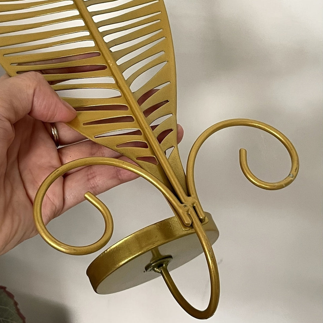 Elegant Vägglampa med Bladdesign för Snygg Interiör