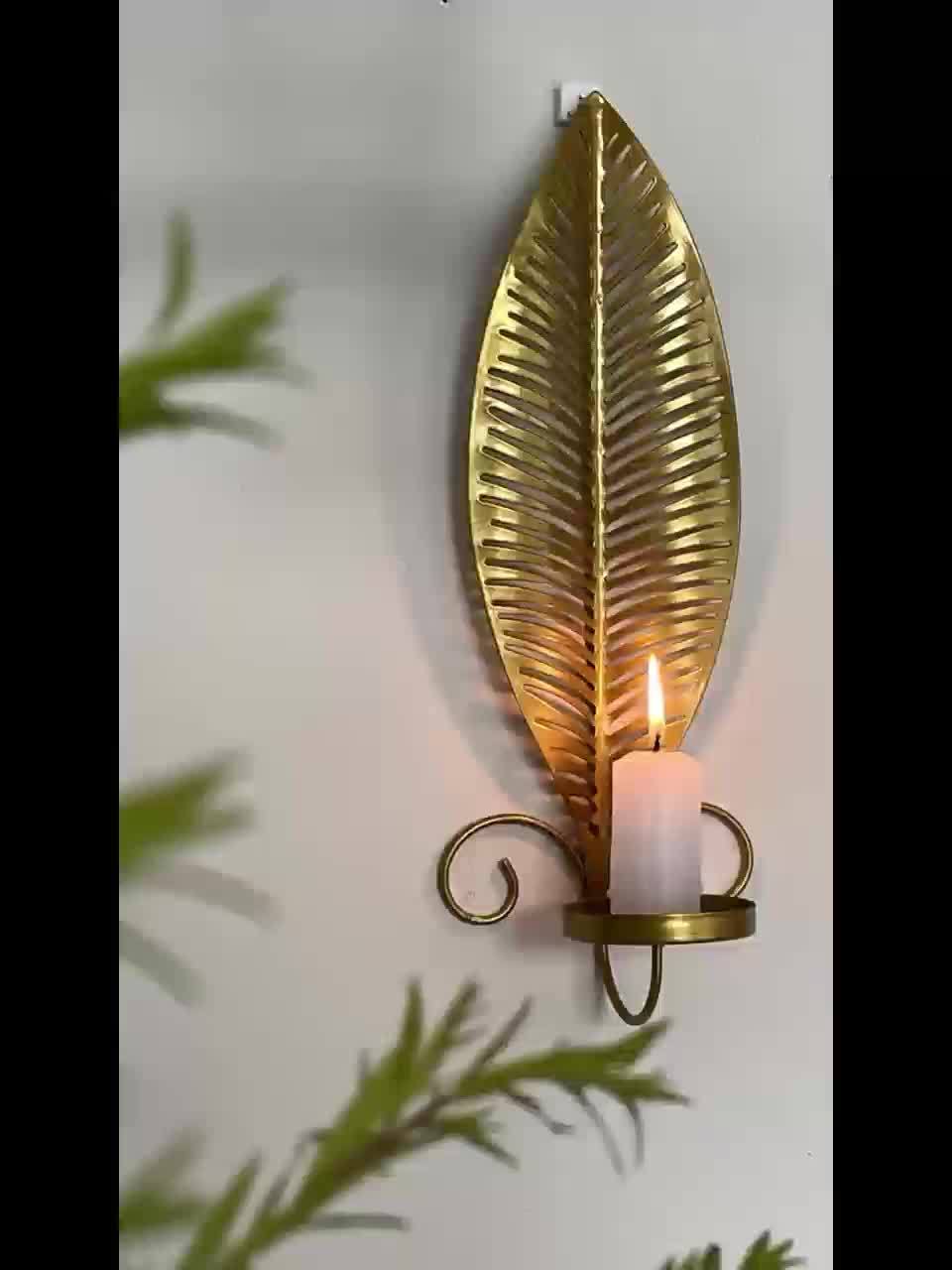 Elegant Vägglampa med Bladdesign för Snygg Interiör