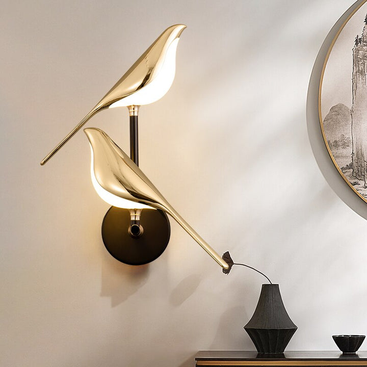 Elegant Vägglampa med Justerbart Ljus för Ett Hem Fullt av Atmosfär