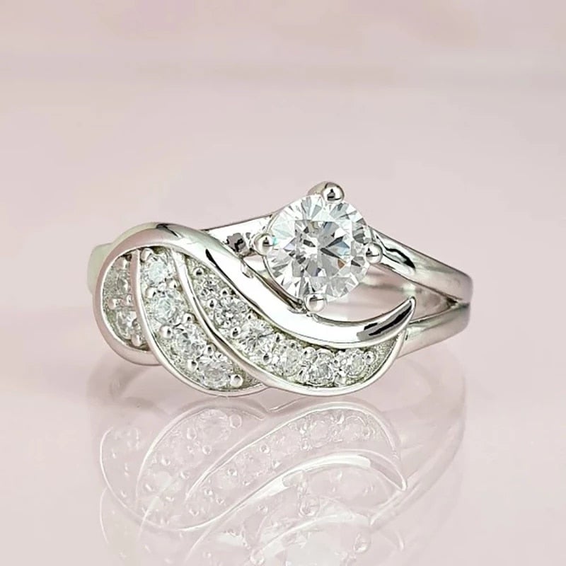 Kvinnor Englens Omfavnelse Ring med Cubic Zirconia
