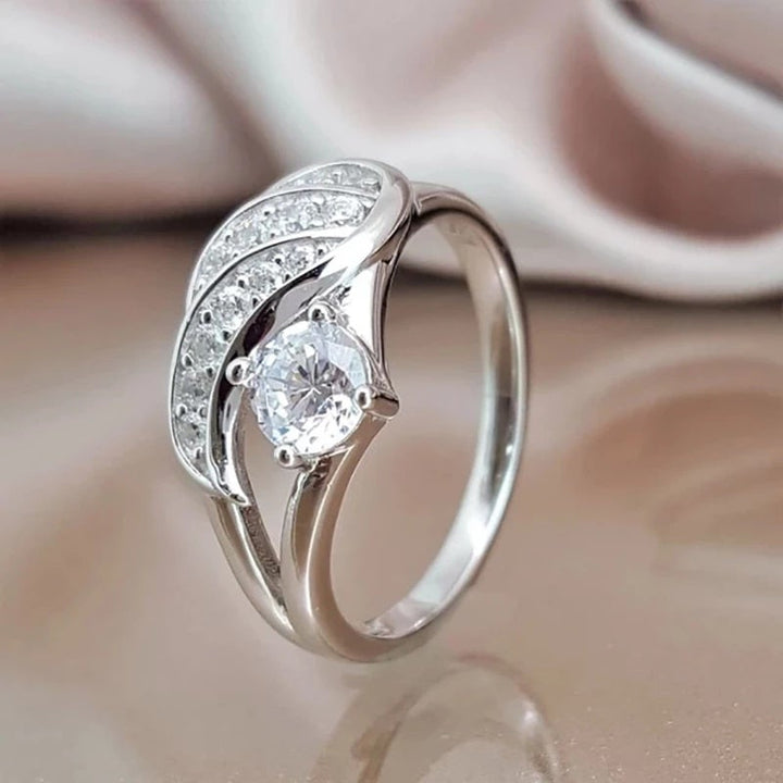 Kvinnor Englens Omfavnelse Ring med Cubic Zirconia