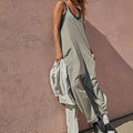 Enkel Jumpsuit med V-hals - Komfort och Stil