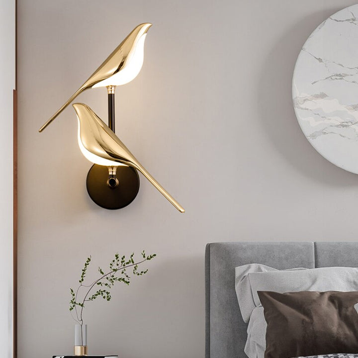 Modern Vägglampa | Fugleformet Design
