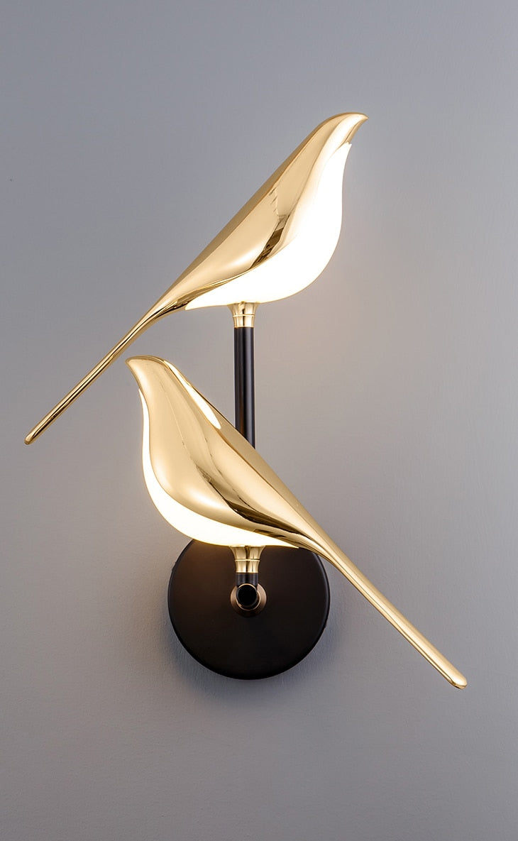 Modern Vägglampa | Fugleformet Design