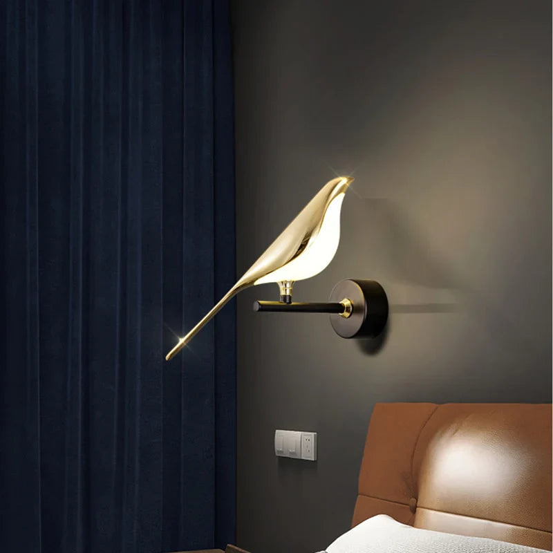 Vägglampa med Unikt Fugledesign för Vardagsrum och Optimal Belysning