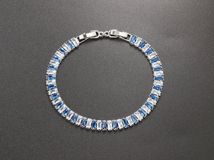 Kvinnor Cubic Zirconia Armband, Luksuriöst Design