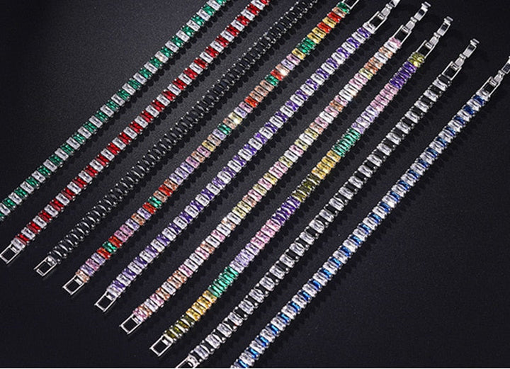 Kvinnor Cubic Zirconia Armband, Luksuriöst Design