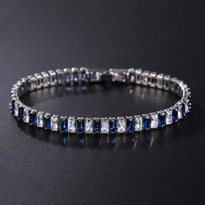 Kvinnor Cubic Zirconia Armband, Luksuriöst Design