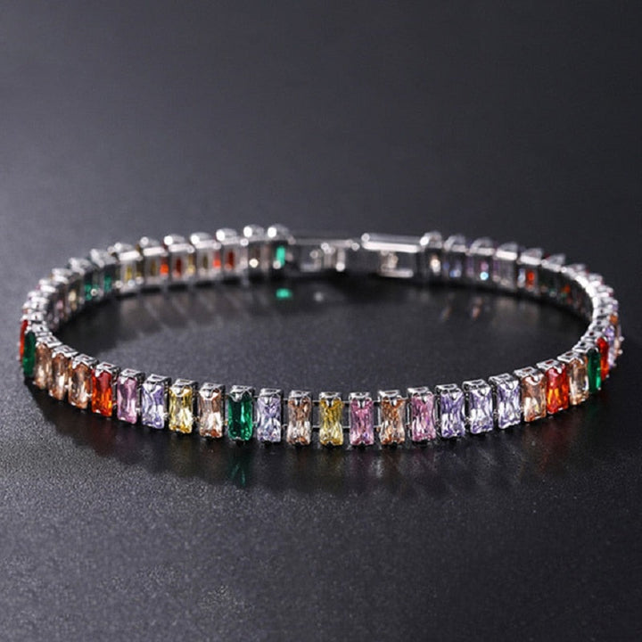 Kvinnor Cubic Zirconia Armband, Luksuriöst Design