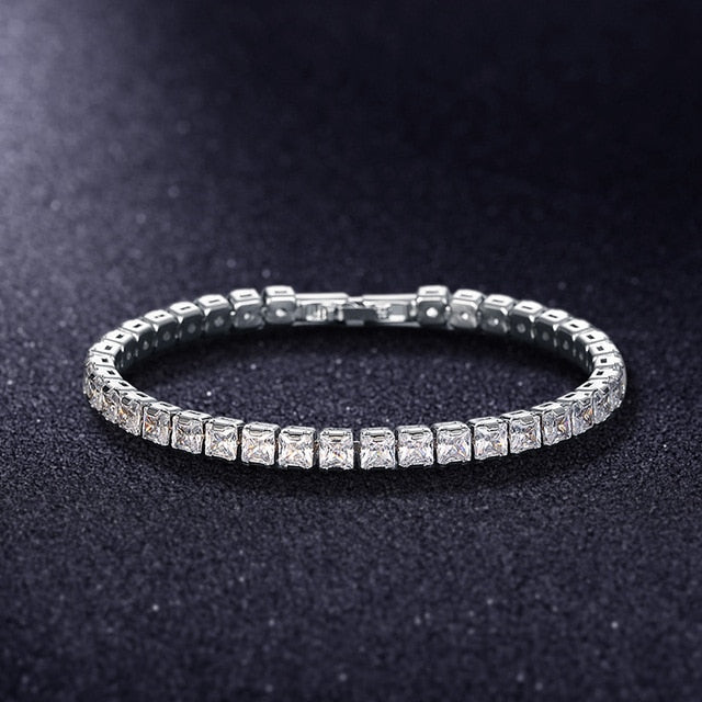 Kvinnor Cubic Zirconia Armband, Luksuriöst Design