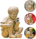 Solcelle hagestatue: Flicka med ildfluer, 22.5 cm