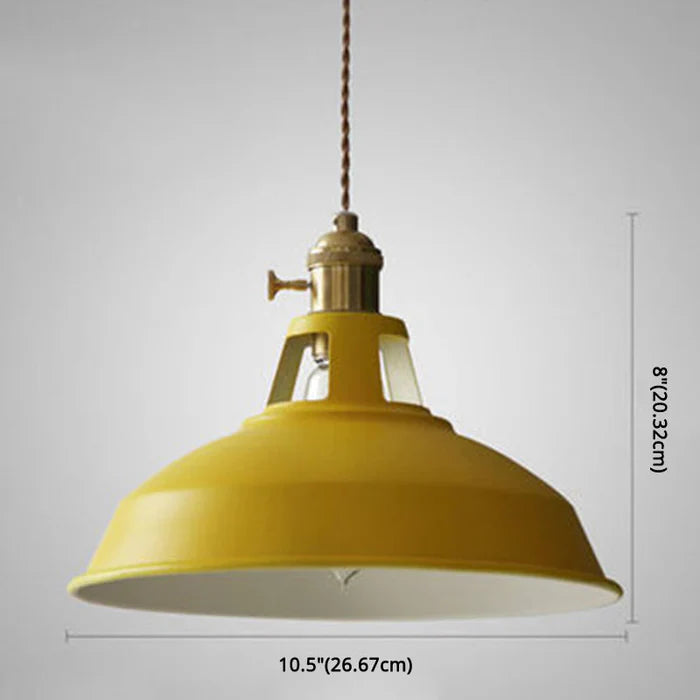 Hengende Lampa i Industriell Stil – Skapa Unik Atmosfär