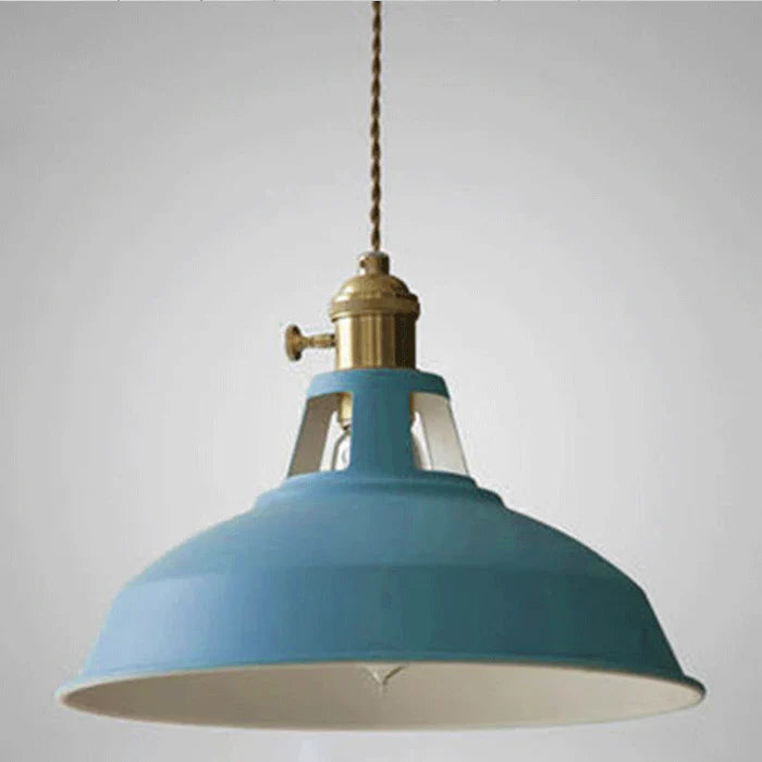 Hengende Lampa i Industriell Stil – Skapa Unik Atmosfär