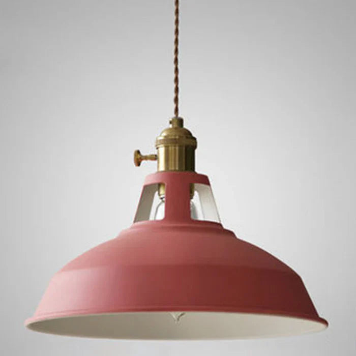 Hengende Lampa i Industriell Stil – Skapa Unik Atmosfär
