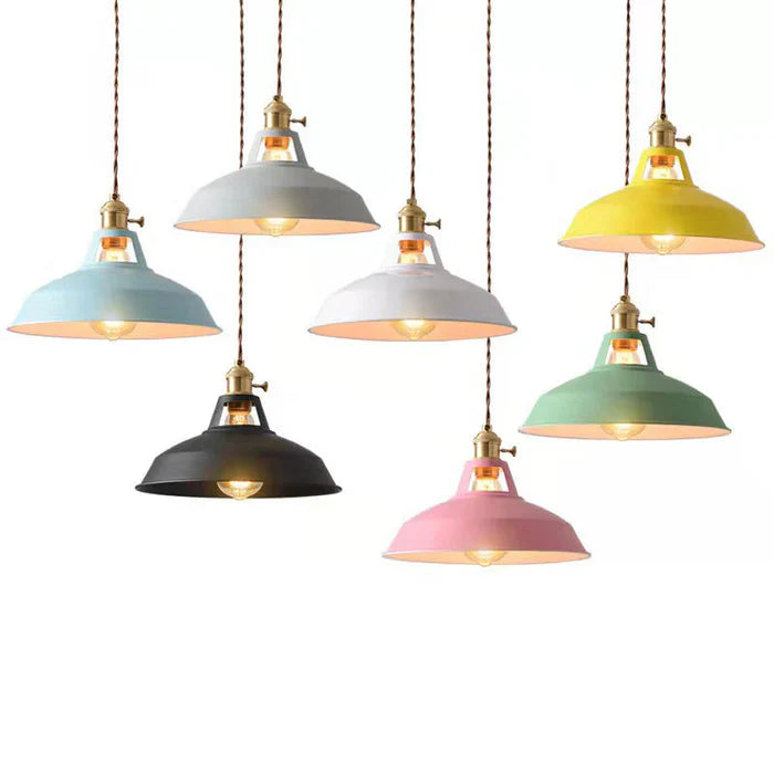 Hengende Lampa i Industriell Stil – Skapa Unik Atmosfär