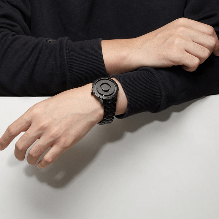 Herr Magnetisk Ballklokke – Innovativ Tidsvisning med Stil