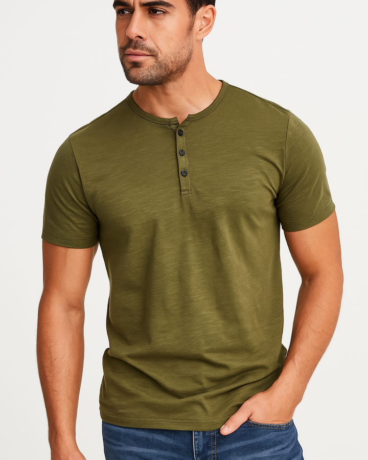 Herres Henley Skjorta – Stil och Komfort med Korta Ärmar